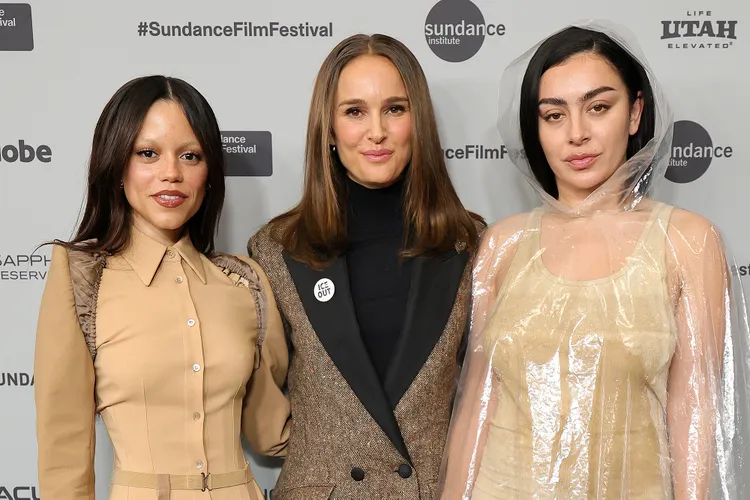 Jenna-Ortega-Natalie-Portman-Charli-xcx-Sundance-012526-2-0ff071eb9c074ae79b987051137d996f
